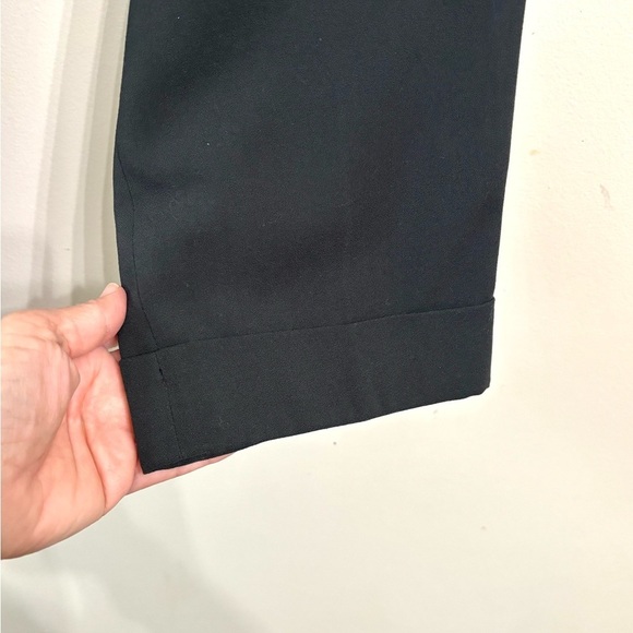 BCBGMaxAzria Black Ankle Pants Crop - Picture 4 of 7